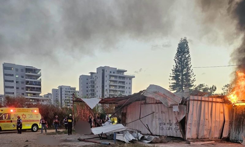 פגיעה ישירה בנהריה: שני בני אדם נהרגו