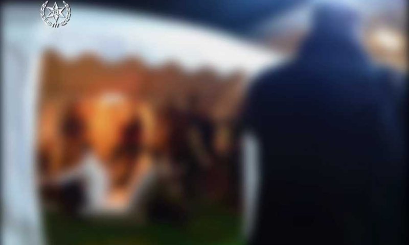 100 איש בלי מסכות. שוטרים פיזרו מסיבה. צפו