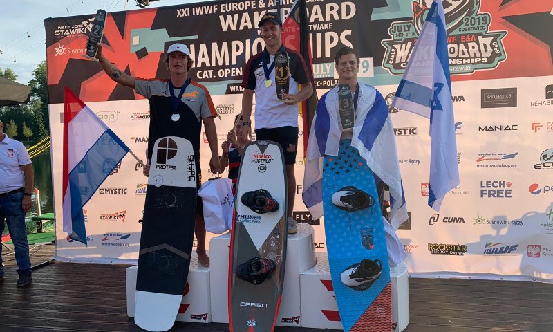 גיא פירר זכה במדליית ארד באליפות אירופה בסקי מים