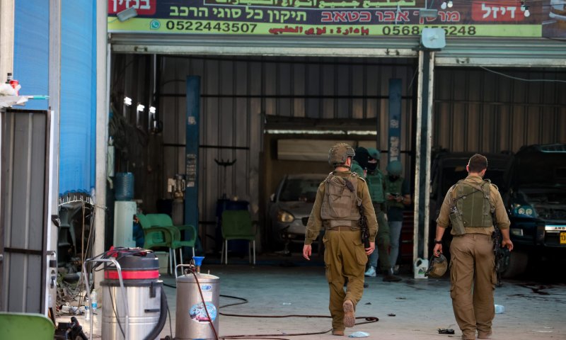 הישג למתיישבים: החנויות בציר חווארה יישארו סגורות