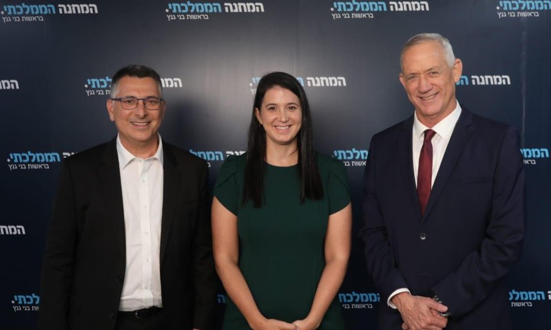 מצאה מפלגה חדשה: שירלי פינטו מצטרפת לגנץ וסער