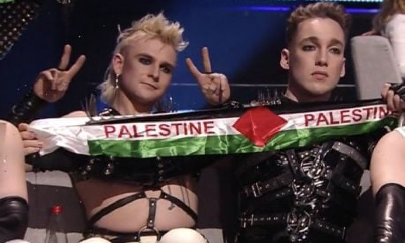 סוף מר: פוטרה הדיילת ש"נקמה" בנציגי איסלנד