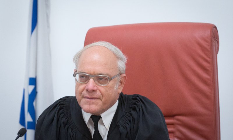 בג"ץ הקפיא את חוק ההסדרה עד "אחרי החגים"