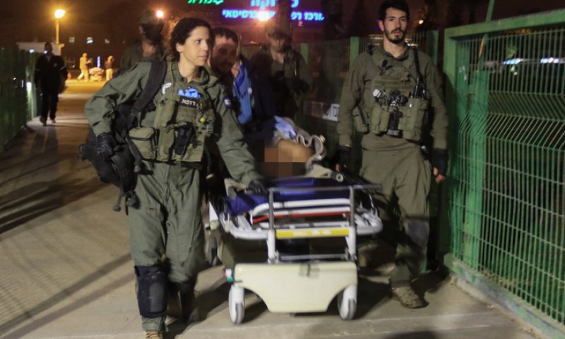 "ניסיון רצח": דקירת קציני שב"ס בקציעות &ndash; פיגוע טרור