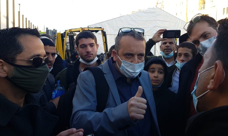 צפו: הח"כ הרפורמי הבריח ספר תורה לכותל