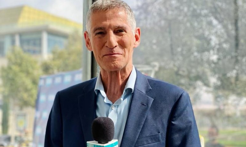 יאיר גולן באולפן סרוגים: "רם בן ברק אמר אמת"