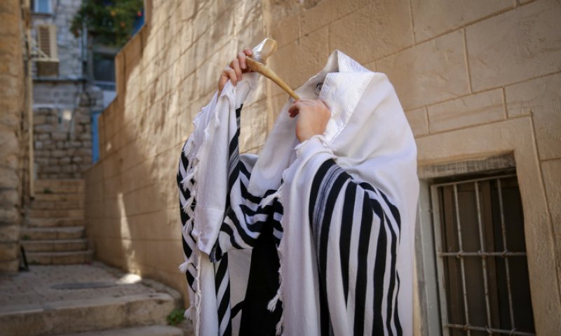 א' באלול או אחד בספטמבר, ממה אתם רועדים יותר?