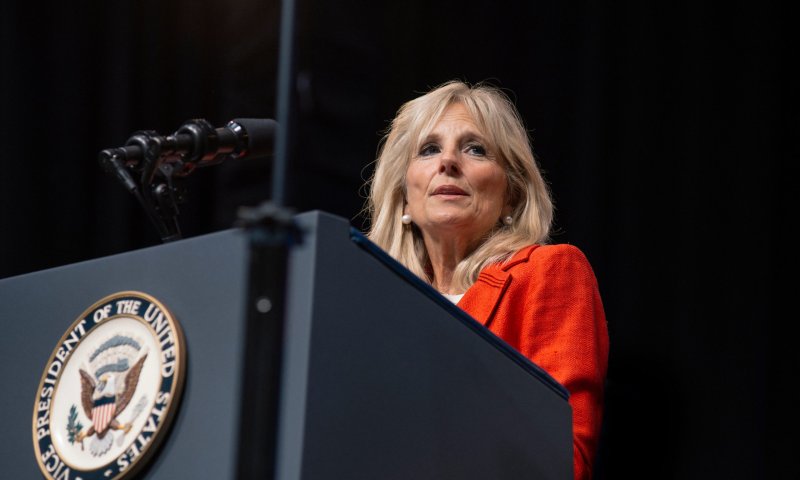 הגברת הראשונה הנבחרת סופגת ביקורת סקסיסטית