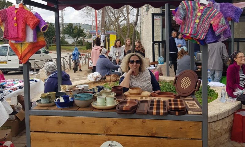 באווירה מיוחדת: שוק איכרים בגוש עציון יצא לדרך