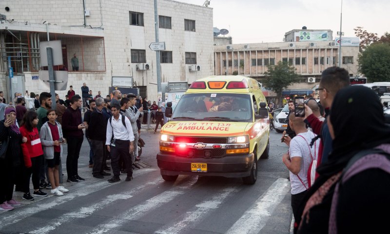 פיגוע דקירה בירושלים: שני פצועים; המחבל חוסל
