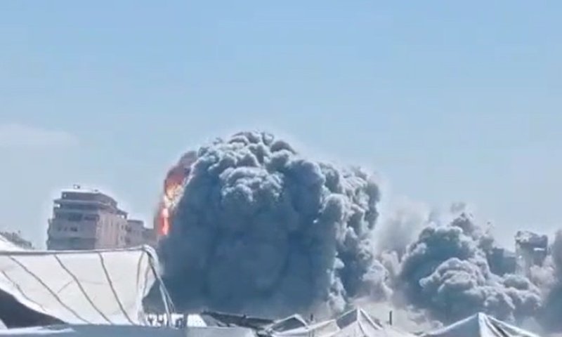 חוזרים להילחם: צה"ל פתח בגל תקיפות ברצועת עזה