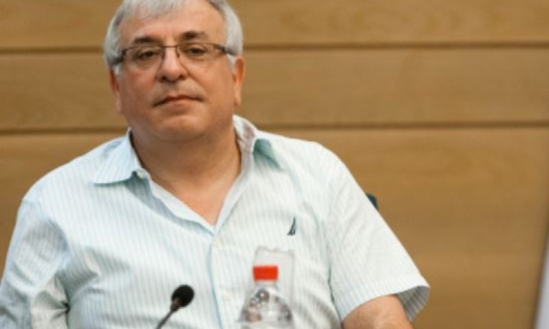 אחרי באב"ד וסימן טוב: מנכ"ל משרד נוסף פורש