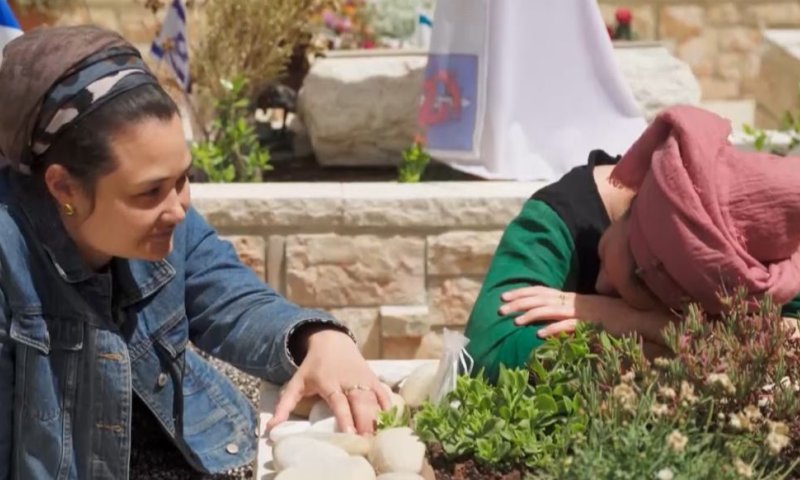 יוצרת "מצפה לו" בראיון לסרוגים: ״אלמנות המלחמה שבחרו בחיים"