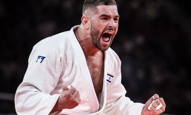 בישראל מברכים את פלצ'יק: "מתרגשים איתך ועם אורן סמדג׳ה"