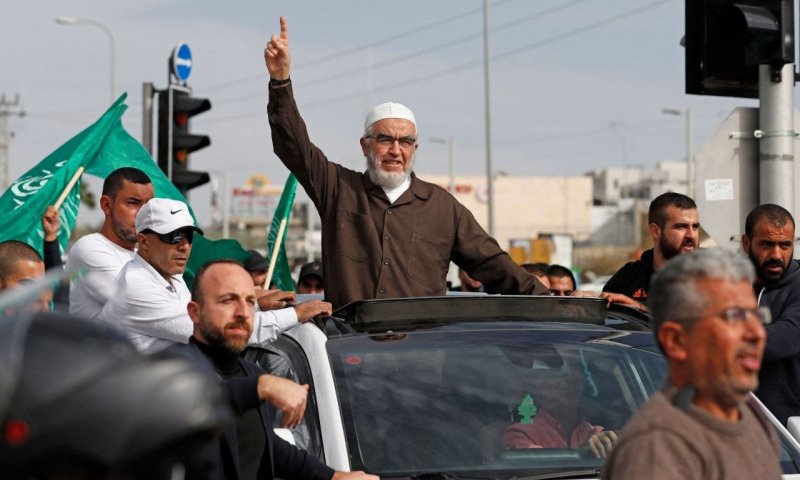 שקד חתמה על צו יציאה מהארץ לראאד סלאח