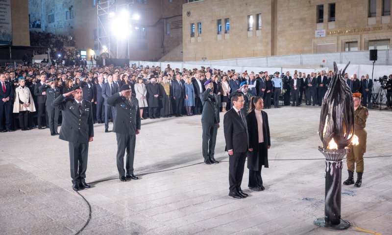 הרצוג ברמז לנתניהו: ״עלינו לחזק את ידי מגני ארץ קדשנו״