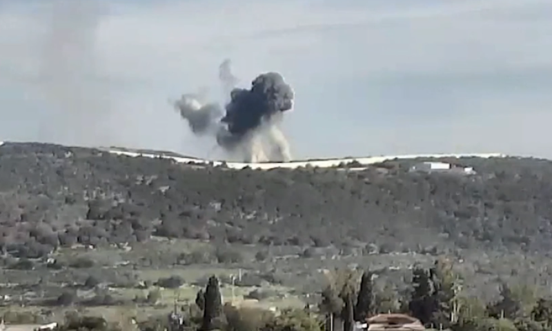 המהלומות בצפון נמשכות: צה"ל תקף מפקדה בלבנון