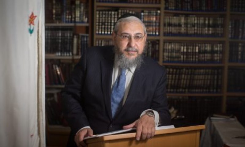 הרב אמסלם הוא הספרדי המקורי/ תגובה לרב אליהו