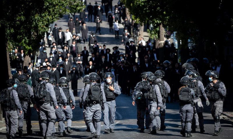 המשטרה פיזרה חתונה בת מאות משתפים