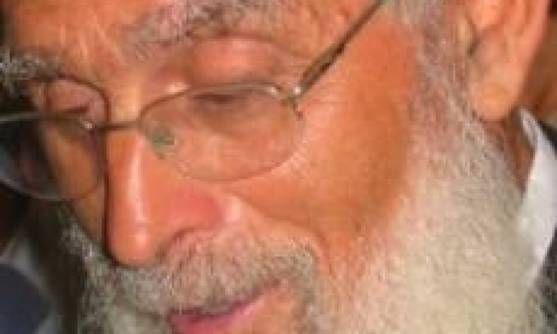 הרב יעקב אריאל: לא יכול לסמוך על שר שמבלה בפאבים