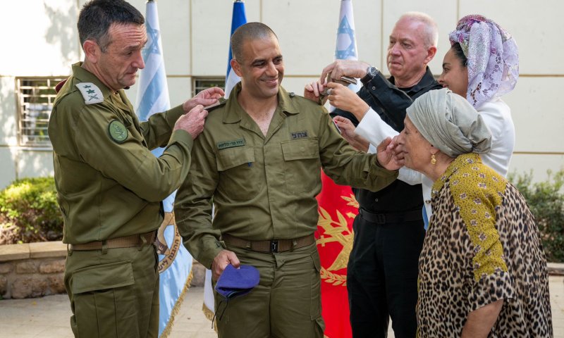 מגיע להם: דן גולדפוס ודדו בר כליפא עולים לדרגת אלוף