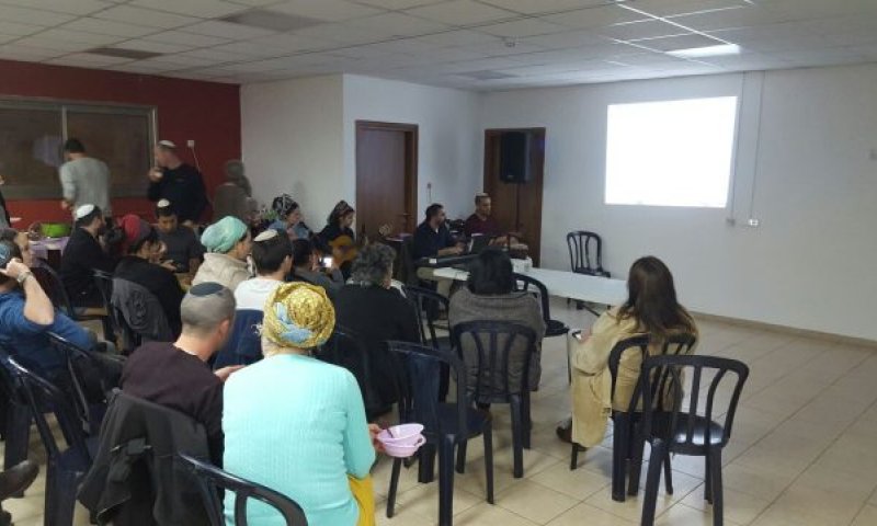 סערה ביישוב בשומרון:כותבי הפוסט השקרי &ndash; קומץ שולי