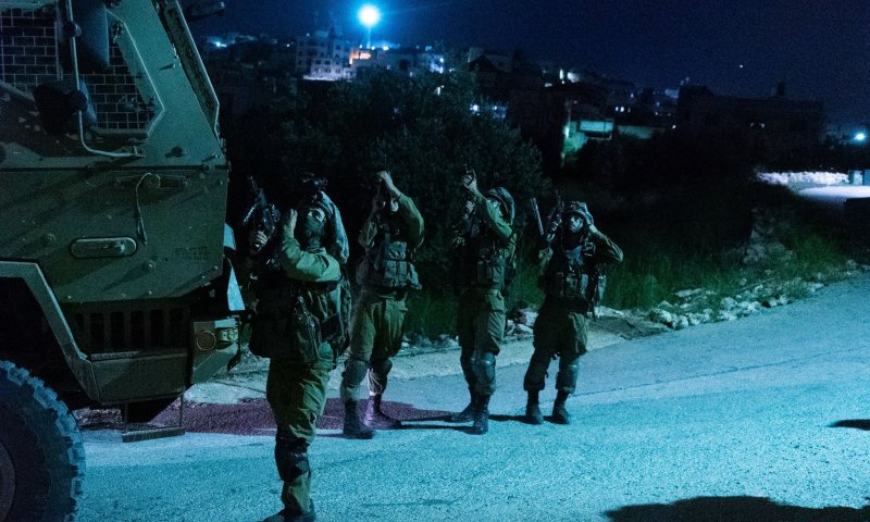 8 חשודים נעצרו בפעילות כוחותינו בכפרים העוינים