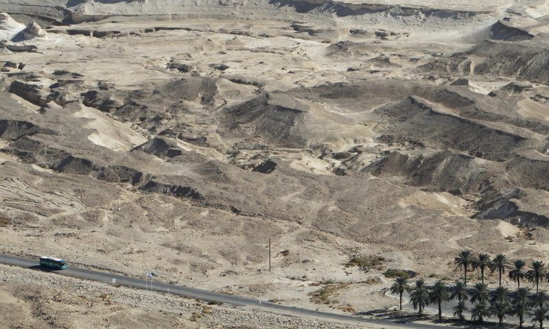 מסוקים נשלחו לנחל דרגה לחלץ שבעה לכודים במקום