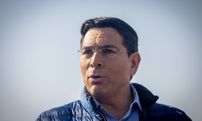 פינוי חאן אל אחמר | דני דנון: "לא למצמץ או לזגזג"