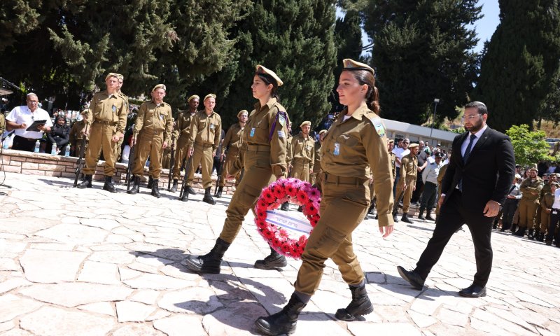 לקראת יום הזיכרון: קריאה לביטול נאומי הפוליטיקאים