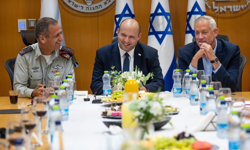 צה"ל נפרד מנפתלי בנט: "הבנת לעומק את הצרכים"