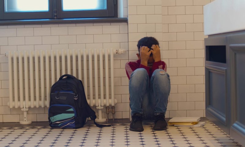 כתב אישום: הפר צו פיקוח והטריד מינית קטין בן 9