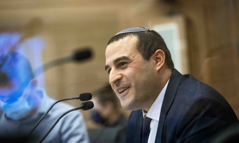 כלפון עוקץ את סטרוק: 'מתי את מתפטרת?'