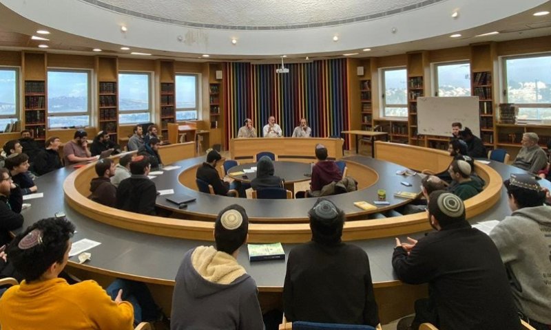 'ימים על ימי מלך' | ראשי ישיבה חדשים לישיבת מחנים
