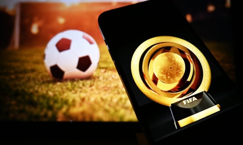 חילופי שלטון: פ.ס.ז מחצה את ריאל מדריד בחצי הגמר