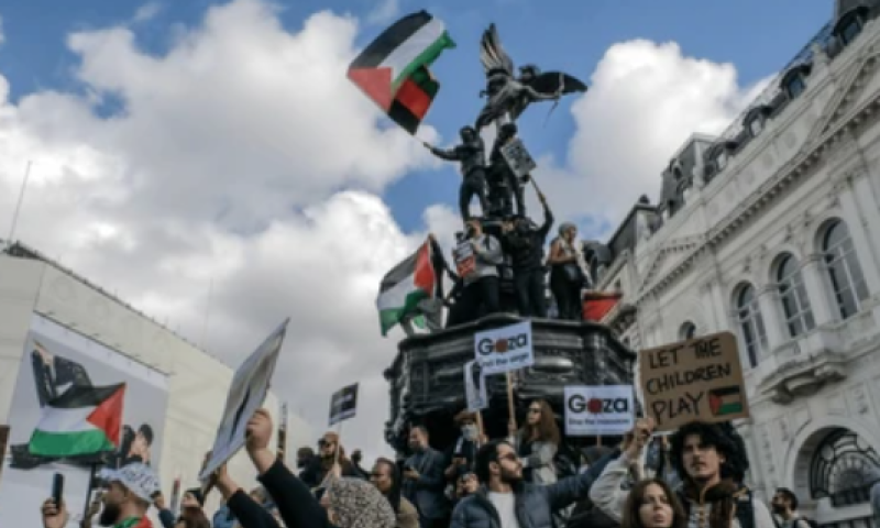 הטרנד החדש בשמאל הפרוגרסיבי: קריאה בקוראן