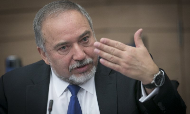 האיום של ליברמן לסגור את המכינה בעלי &ndash; ספין ריק