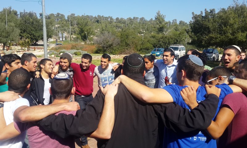 שטבון במכינת אלישע: 'על כל עתירה, נפעל להסדרה'