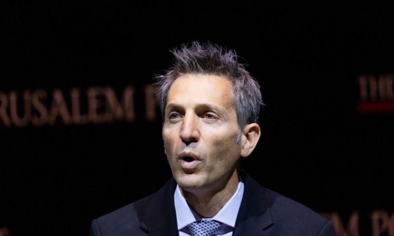 אחרי 10 שנים: מנכ"ל דיסקונט פורש מתפקידו