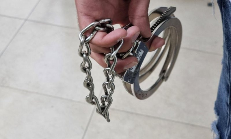 פרדס חנה: קטין נעצר בחשד שירה ופצע אדם באורח קשה