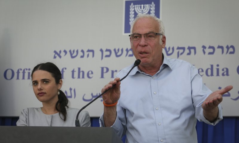 אורי אריאל הורה לבטל תקני שירות לאומי לבצלם