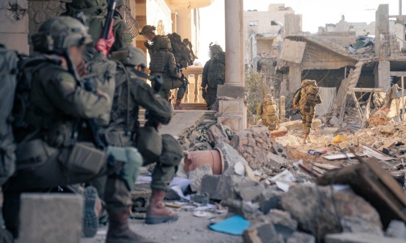 קרבות בעיר עזה: חוליית מחבלים חוסלה, קצין נפצע קשה