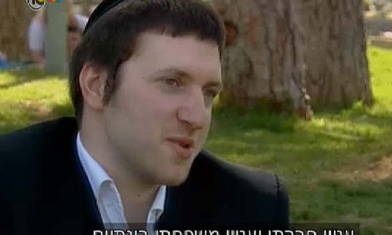 הצצה נדירה: חרדים שיצאו בשאלה נחשפים