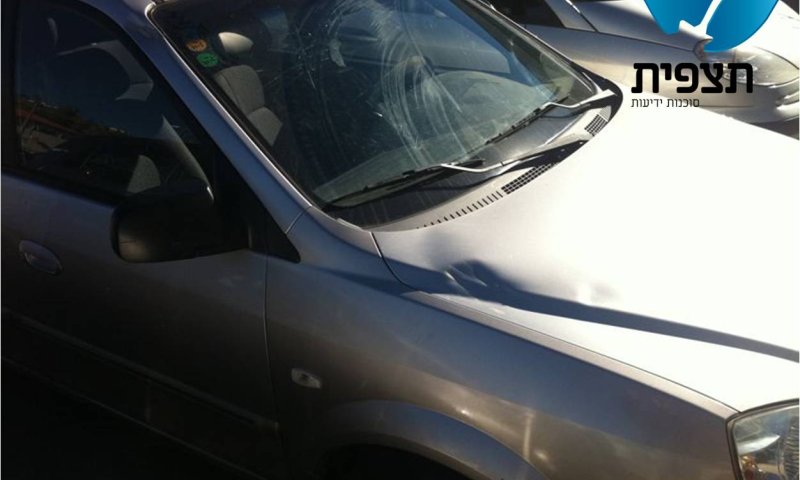 סמוך לעלי: ערבים יידו אבנים, אישה נפצעה קל