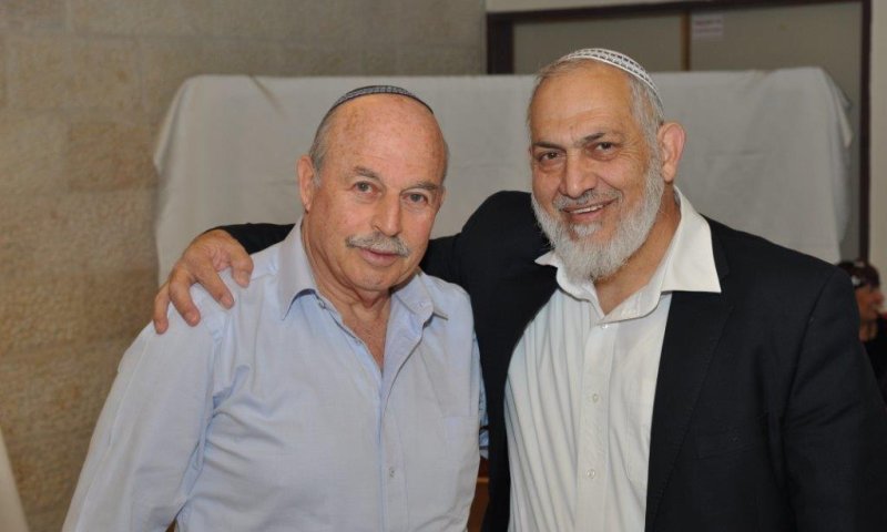 שעלי תורה מכפילים את הגרעינים התורניים בפריפריה