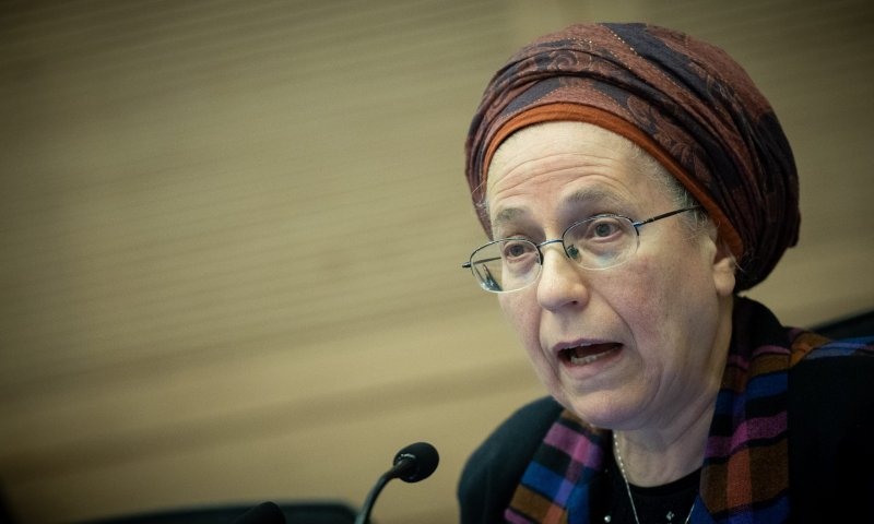 פרסום שקרי: העיתונאית ליאת רון מתנצלת בפניי השרה סטרוק