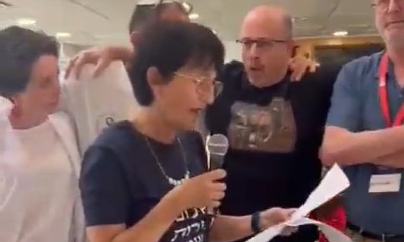 הרופאים מחו נגד הרפורמה; החולים תקפו אותם. צפו