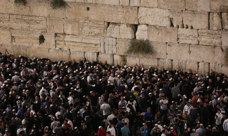 החל ממוצ"ש: קווי לילה לכותל