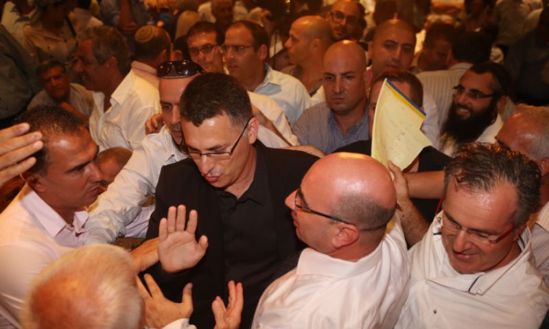 מכה לליכוד: גדעון סער פורש מהחיים הפוליטיים