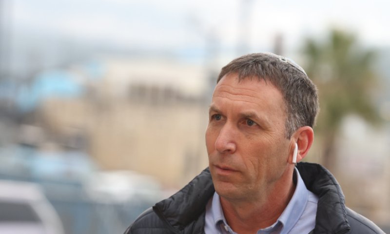 צפו | מתן כהנא חוטף משותפתו לשעבר: "נכשלת"